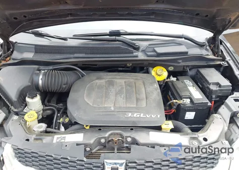 2018 Dodge Grand Caravan Sxt из США, поврежденный, VIN 2C4RDGCGXJR301847